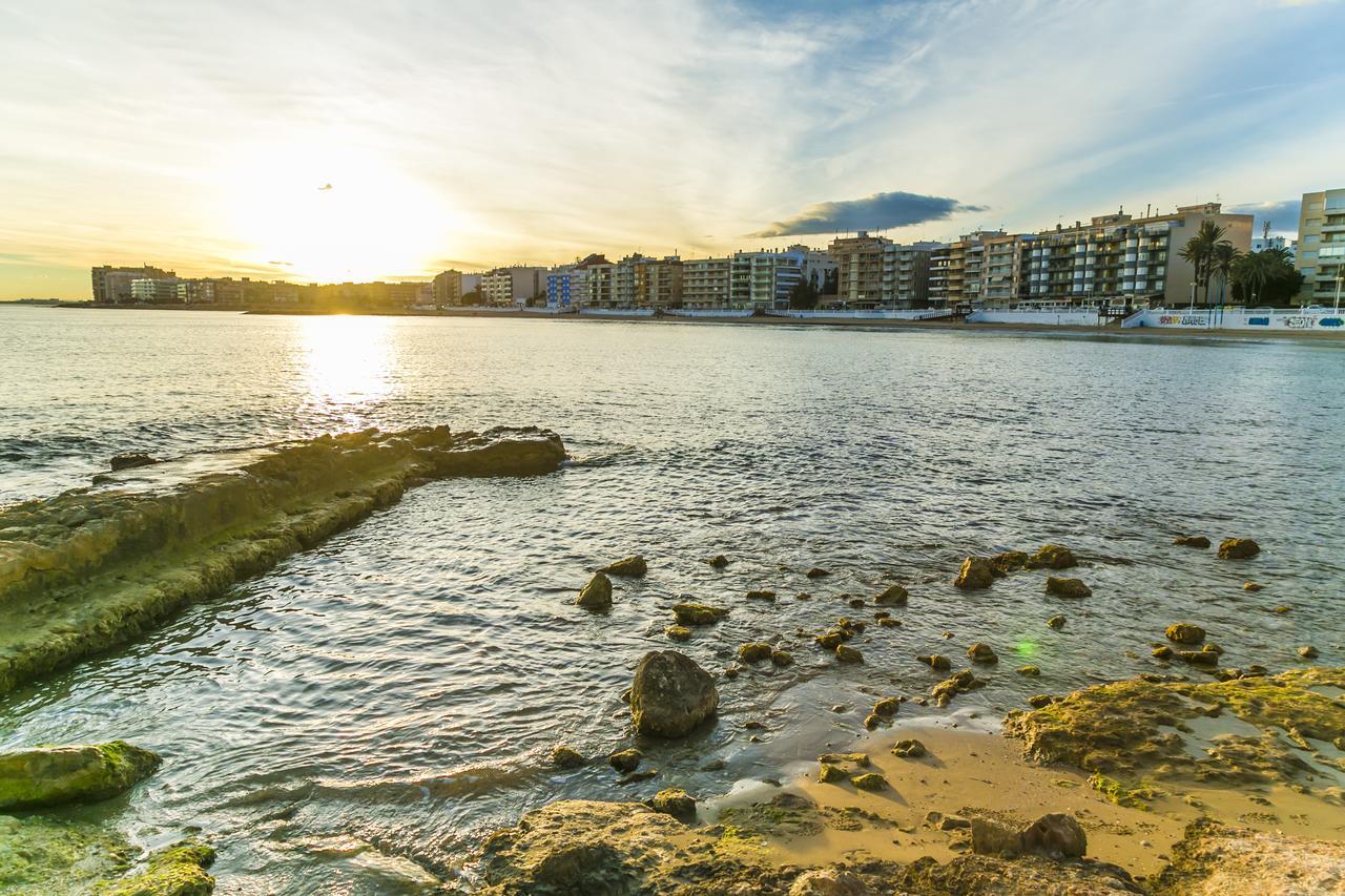 Homely Apartments Playa De Los Locos Torrevieja Buitenkant foto